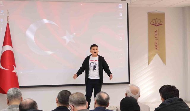 İstiklal Marşı'nı en güzel okumak için yarıştılar