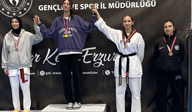 Oltulu taekwondocular Erzurum'dan madalyayla döndü