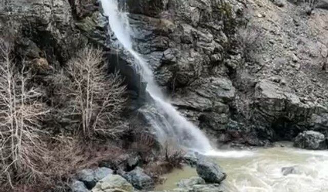 Sağanak yağışlar kuruyan şelaleleri canlandırdı