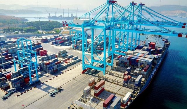 Türkiye ihracatının yüzde 8'i Aliağa'dan