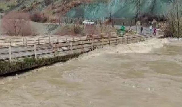 Yoğun yağışlar nedeni ile dereler taştı