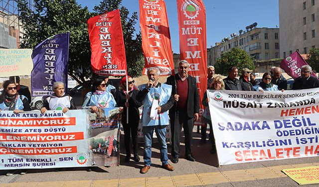 Emekliler hakları için sokakta mücadele etmeyi sürdürüyor