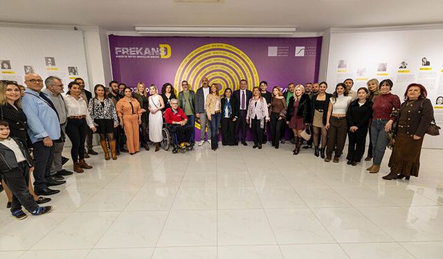 Sanatın kalbi “Frekans D” Sergisi ile Yenişehir’de atıyor