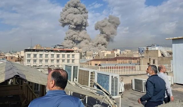 İran'da İsrail-ABD saldırılarında can kaybı 787'ye yükseldi