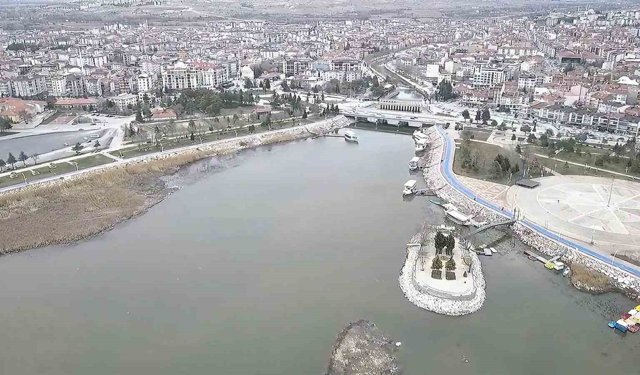 Beyşehir Gölü eski günlerini arıyor