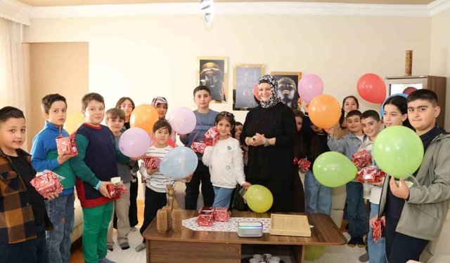 Çocuklara bayram tadında misafirlik
