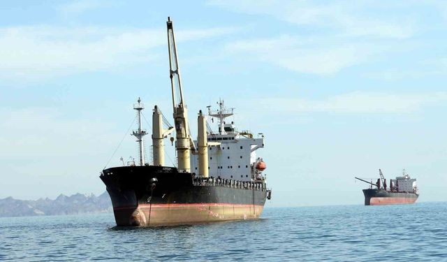 İran: 'ABD-İsrail'in İran'a saldırılarına katılmayan ve desteklemeyen ülkeler Hürmüz Boğazı'ndan geçebilir'