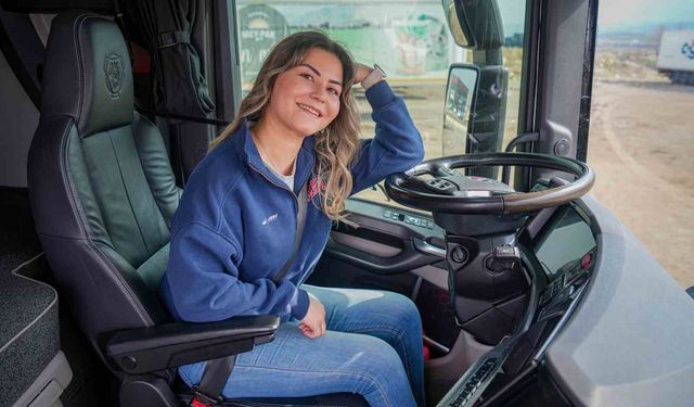 Sıradan hayatından sıkılan genç kadın uzun yol tır şoförü oldu