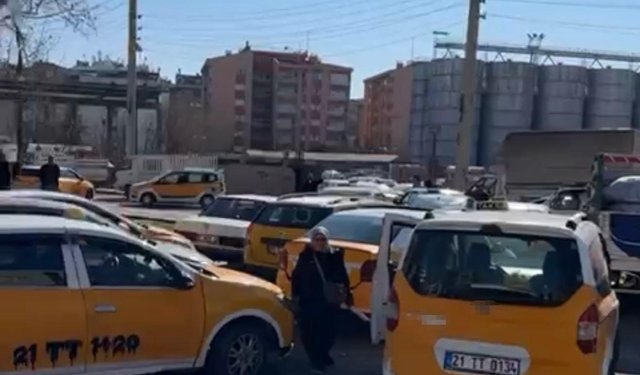 Taksicilerin güncellenen zam kuyruğu