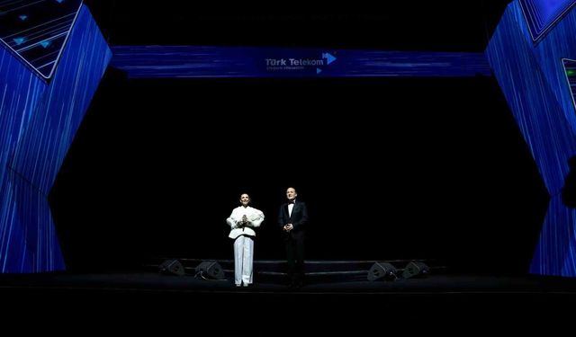 Türk Telekom 5G galasında yıldızlar geçidi
