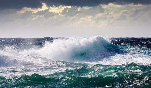 Mersin Valiliği’nden uyarı: Doğu Akdeniz’de fırtına bekleniyor
