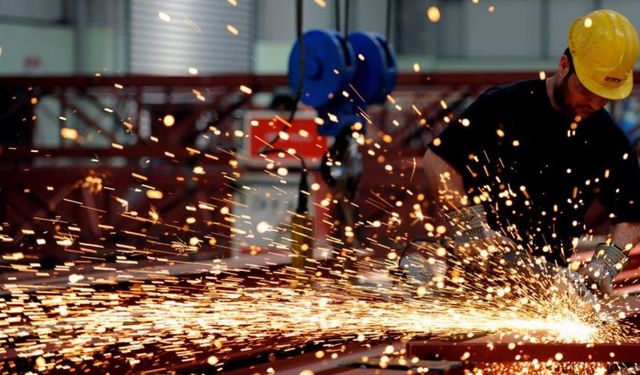 Sanayi üretimi yıllık yüzde 1,8 azaldı