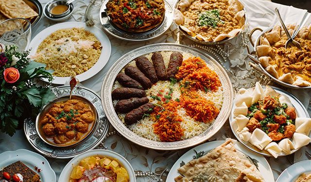 Asgari ücret 935 TL, iftar menüleri 400-500 TL