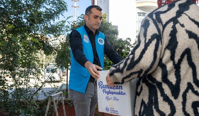 Yenişehir Belediyesi’nden bayram öncesi ihtiyaç sahiplerine gıda yardımı