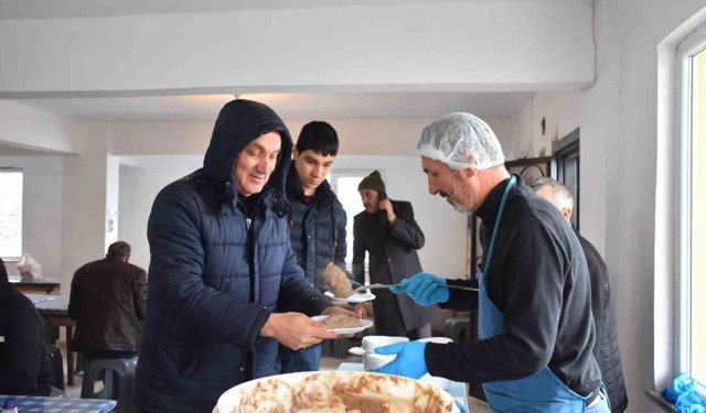 117 yıllık gelenekte ustalara vefa: 50 yıllık keşkekçiler ödüllendirildi