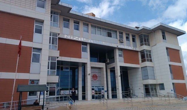 6 yaşındaki çocuğu bıçakla yaralayan hademe tahliye oldu