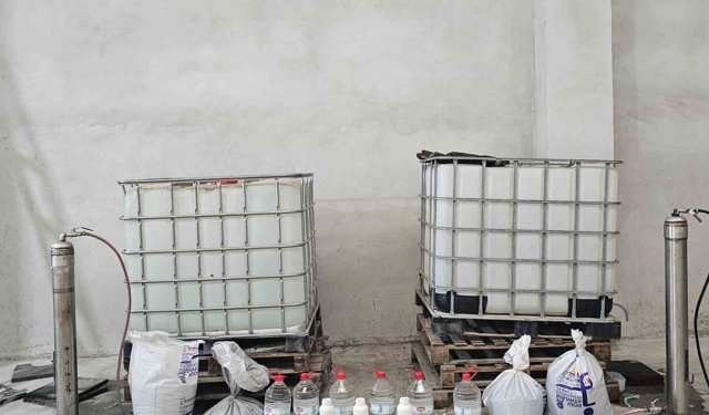 Adana'da sahte alkol operasyonu: 1 ton etil alkol ele geçirildi