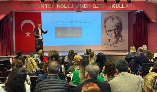 GKV'de Ebeveyn-Çocuk İlişkisinde Denge Kurma Stratejileri masaya yatırıldı