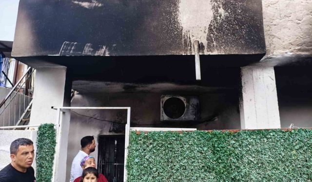 Klima patladı, evde yangın çıktı