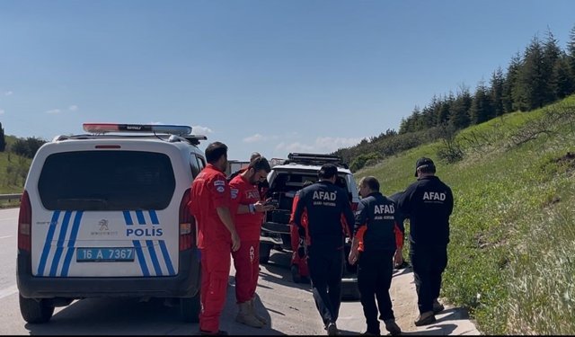'Otoyola 5 yaşında çocuk bırakıldı' ihbarı ekipleri alarma geçirdi