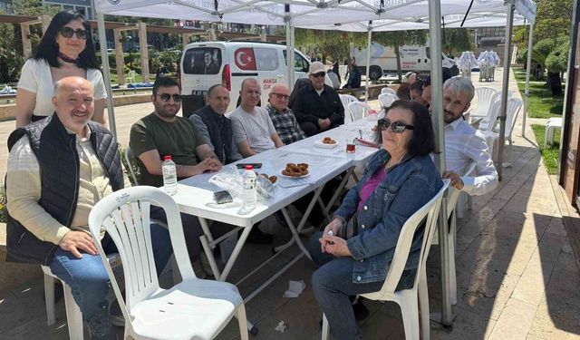 Şehit ailesinden duygulandıran vefa