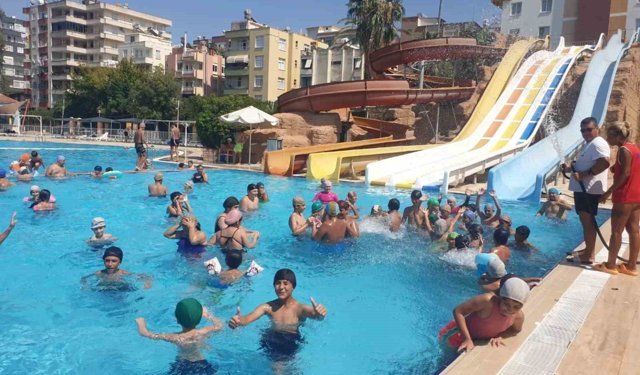 Tarsus'ta çocuklara güvenli yüzme imkanı sağlayan proje BELFOR'da seçildi