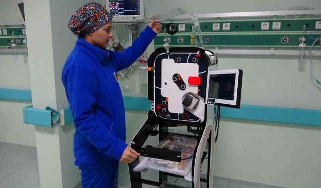 Yeni nesil 'hücre kan kurtarma cihazı' Mersin'de kullanılmaya başlandı