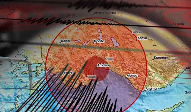 Antalya Demre'de 5 dakika arayla 3.5 ve 4.7 büyüklüğünde iki deprem