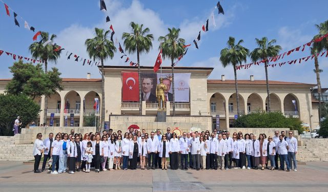 Eczacılık Günü’nde eczacılar bir arada: Sağlıkta sorunlar ve ilaca erişim gündemde
