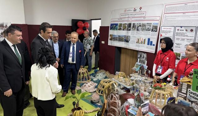 Bozyazı'da Bilim Fuarı açıldı