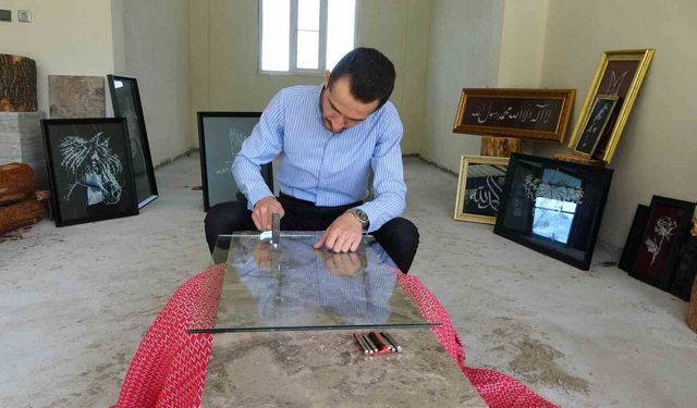 Camı çatlatarak sanata uzanan yolculuk