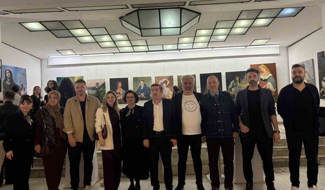 Genç sanatçılar eserlerini karekodla dijitale taşıdı