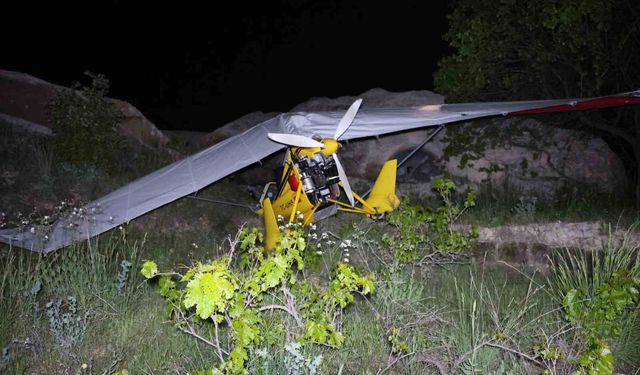 Kapadokya'da microlight hava aracı zorunlu iniş yaptı: 2 yaralı
