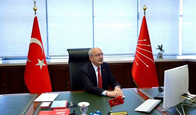 Kılıçdaroğlu, genel merkezde göreve başladı