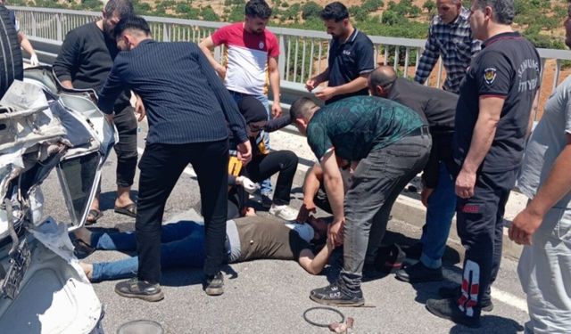Şanlıurfa'da kurban kesimi sonrası kaza: 5 yaralı