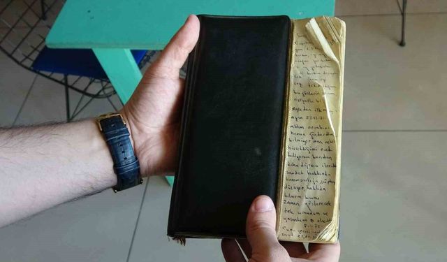 55 yıllık asker hatıra defteri, bir aşkı, ayrılığı ve dönemin izlerini gün yüzüne çıkardı
