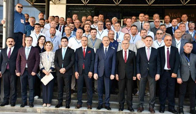 81 ilin öğretmenevi müdürleri Hakkâri'de buluştu