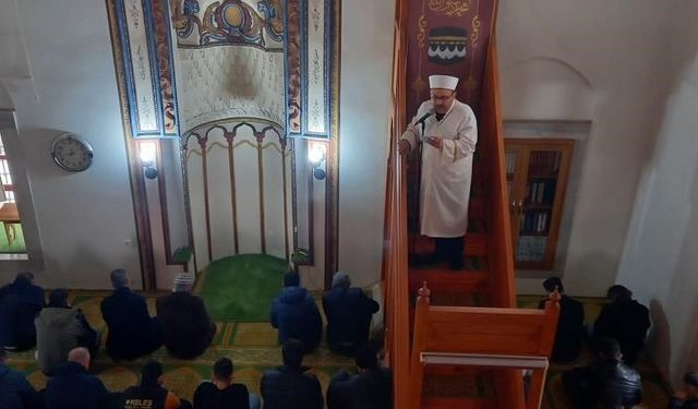 Diyanetten gençlere ve ailelere çağrı; 'Evliliği kolaylaştırın'