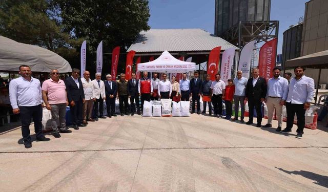Kırıkhan'da 30 milyon liralık tohum desteği üreticilere ulaştırıldı
