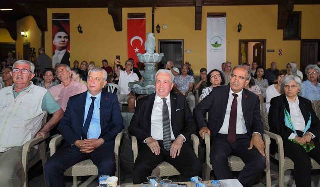 Nazım Hikmet'in dizeleri Şadırvanlı Han'da yankılandı