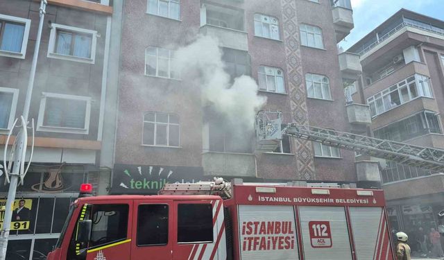 Şarjda unutulan telefon evde yangına neden oldu