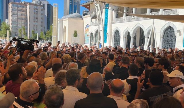 Usta oyuncu Kadir İnanır için cenaze töreni düzenleniyor