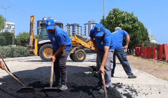 Toroslar’ın yolları asfaltlanıp düzenleniyor