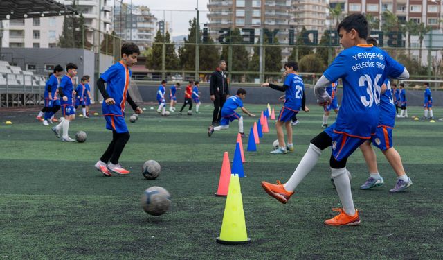 Yenişehir’de çocuklar ekran başında değil, sahada