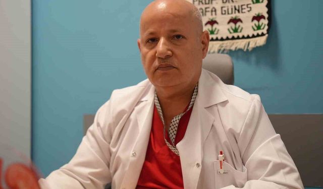 Doktorlar gözlerine inanamadı: 1,5 yıl ertelediği ameliyatta karnından dev kitle çıktı