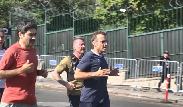 Fransa Cumhurbaşkanı Macron, Ankara'da sabah koşusu yaptı