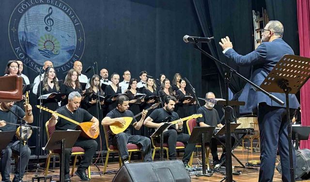 Konservatuvar öğrencilerinden türkü dolu gece