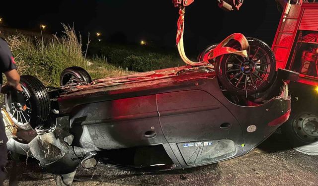 Kontrolden çıkan otomobil sulama kanalına devrildi: 1 ölü