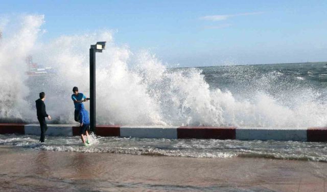 Meteoroloji'den Muğla denizleri için fırtına uyarısı