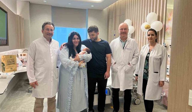 Yüksek riskli gebelik mutlu sona bitti, Barlas bebek dünyaya geldi